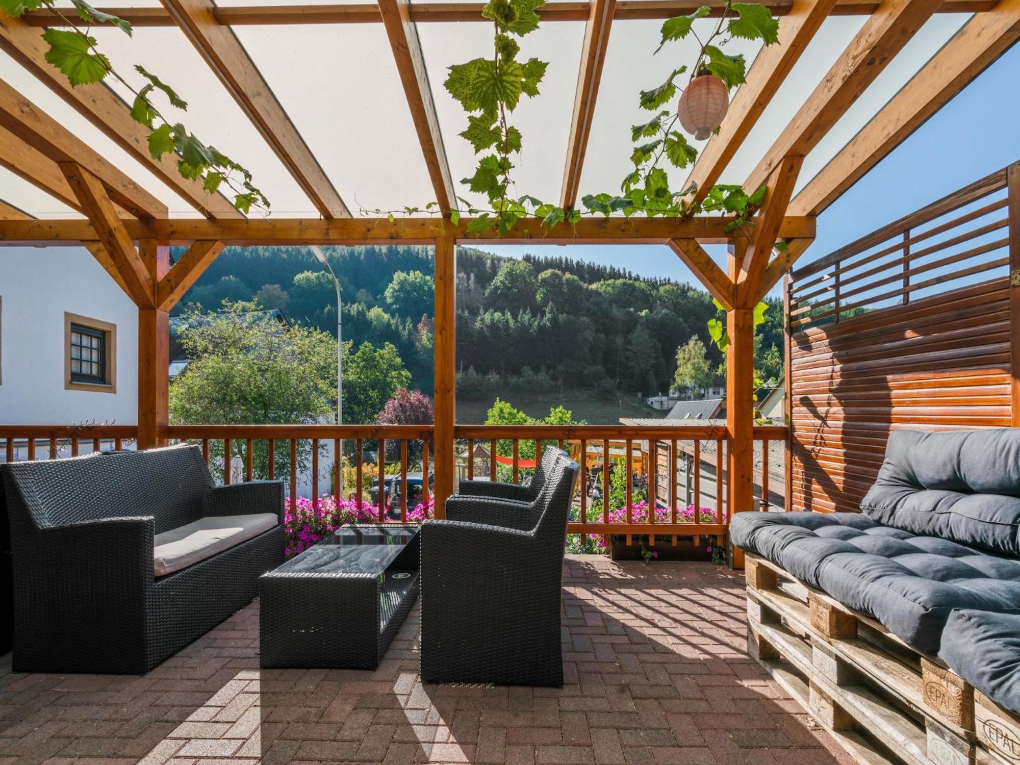 A Modern Apartment In The Hunsr Ck Region S Romantic Drohn Valley Merschbach Exterior photo
