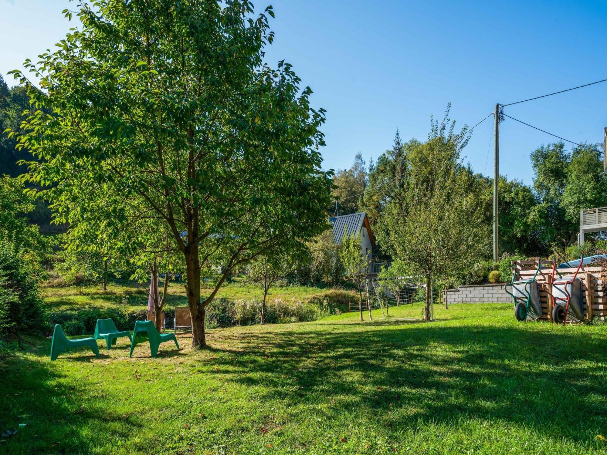 A Modern Apartment In The Hunsr Ck Region S Romantic Drohn Valley Merschbach Exterior photo